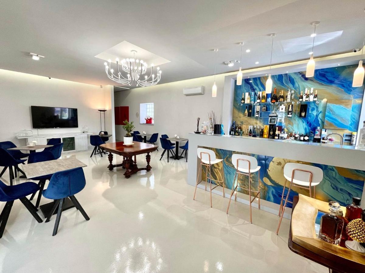 Tribus Boutique Hotel Torre Annunziata Exteriör bild
